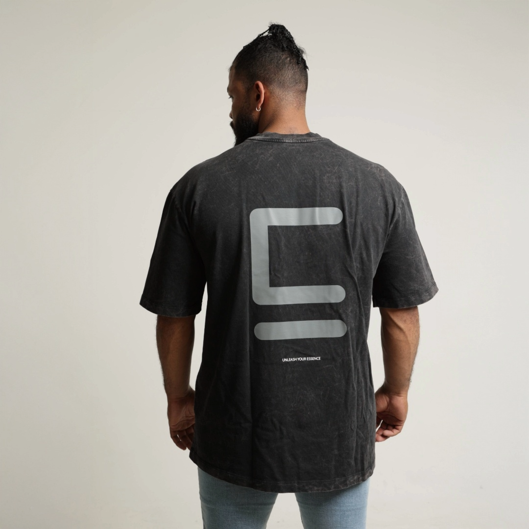 Oversize T-shirt "Big E" - Negra