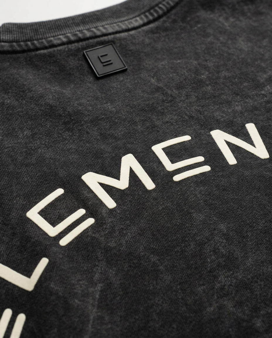 Fit T-shirt "ELEMENTUM" - Negra