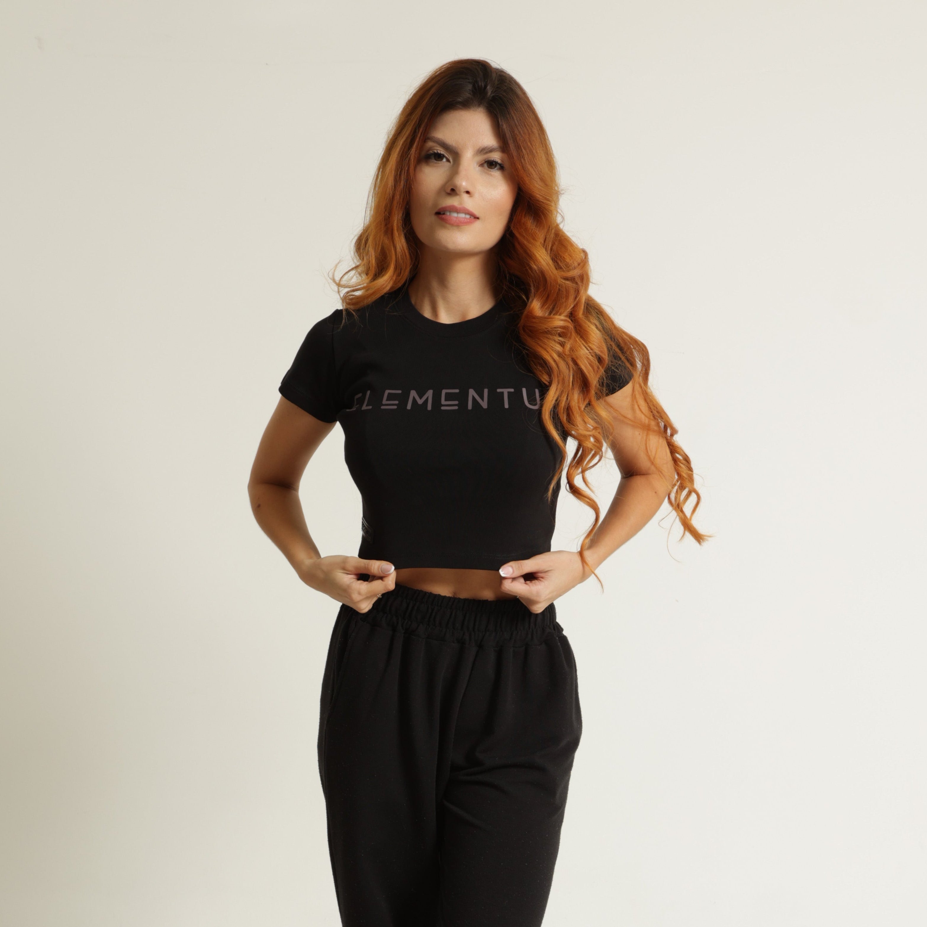 Crop top "Elementum" - Negro