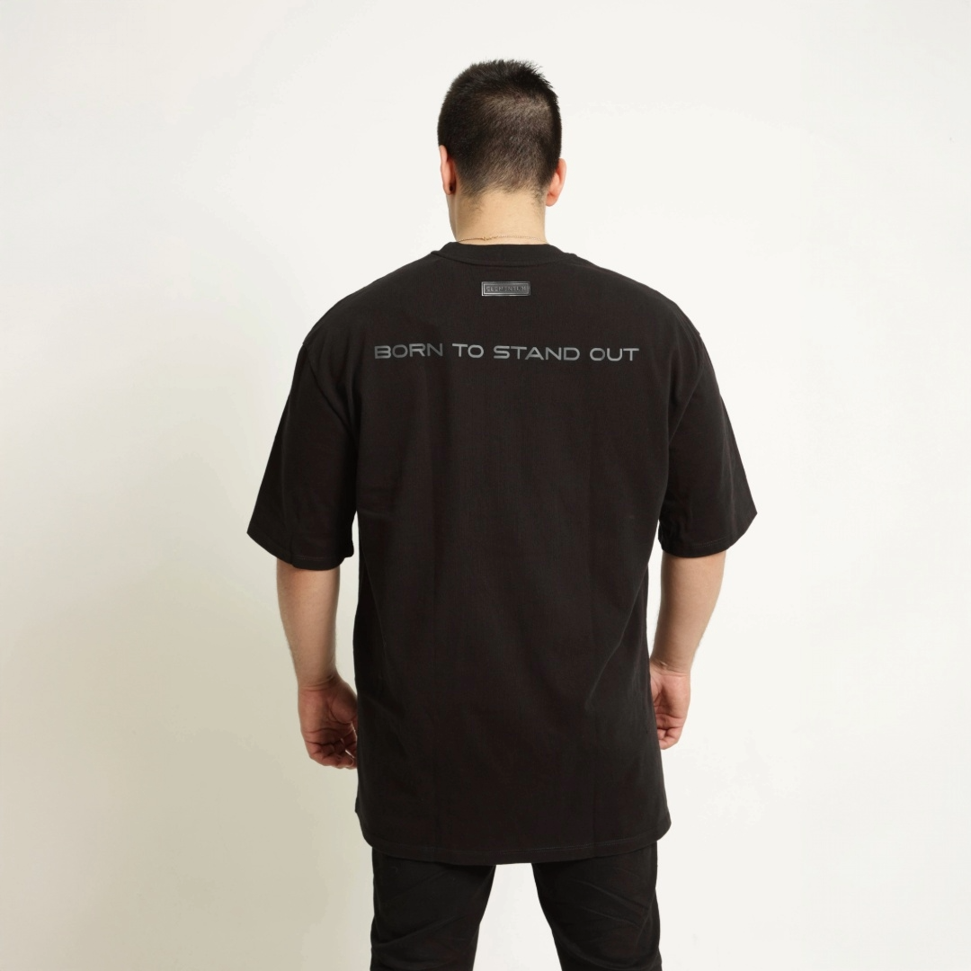 Oversize T-shirt "born to stand out" -  Negra