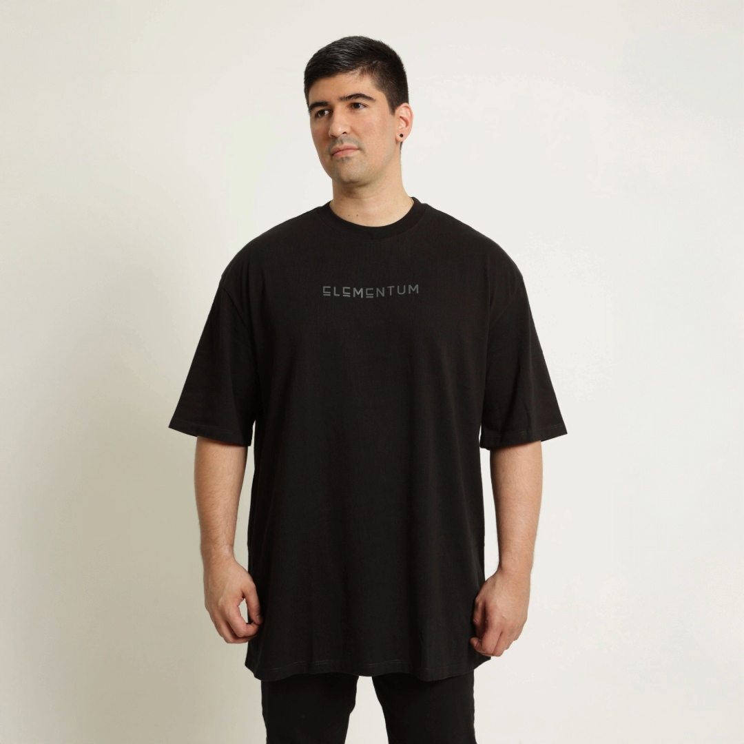 Oversize T-shirt "born to stand out" -  Negra