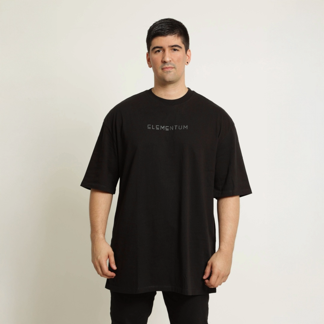 Oversize T-shirt "born to stand out" -  Negra